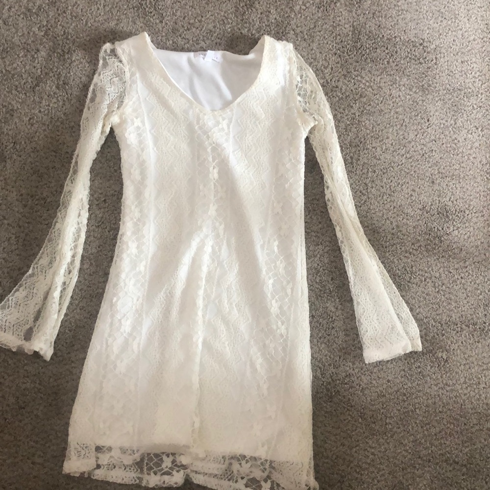 White lace dress